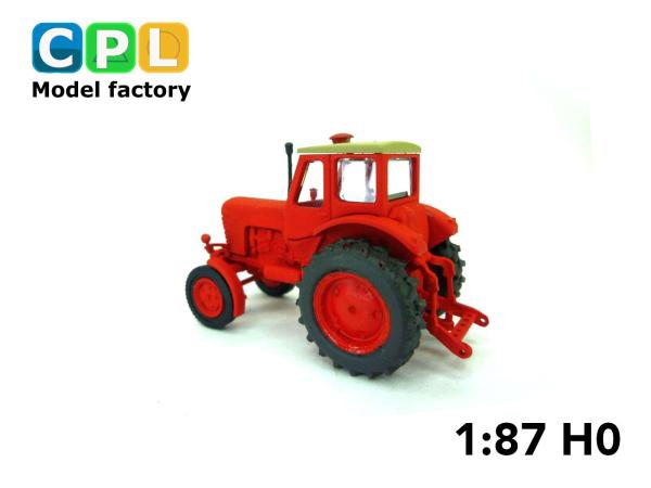 Traktor Belarus MTZ-50 runde Motorhaube Bj. 1968
